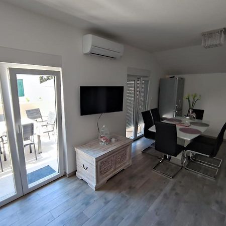 Apartmani Vuckovic Водице Екстериор снимка