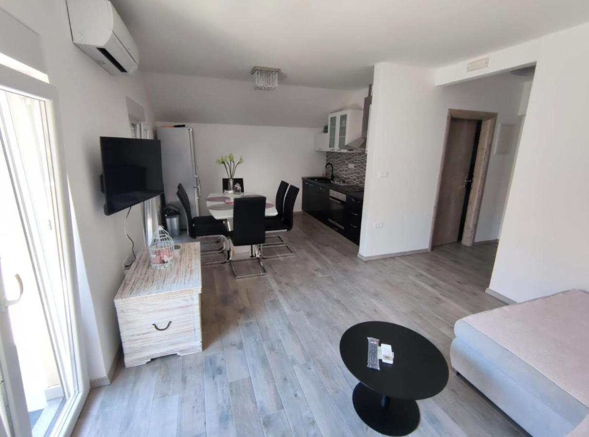Apartmani Vuckovic Водице Екстериор снимка