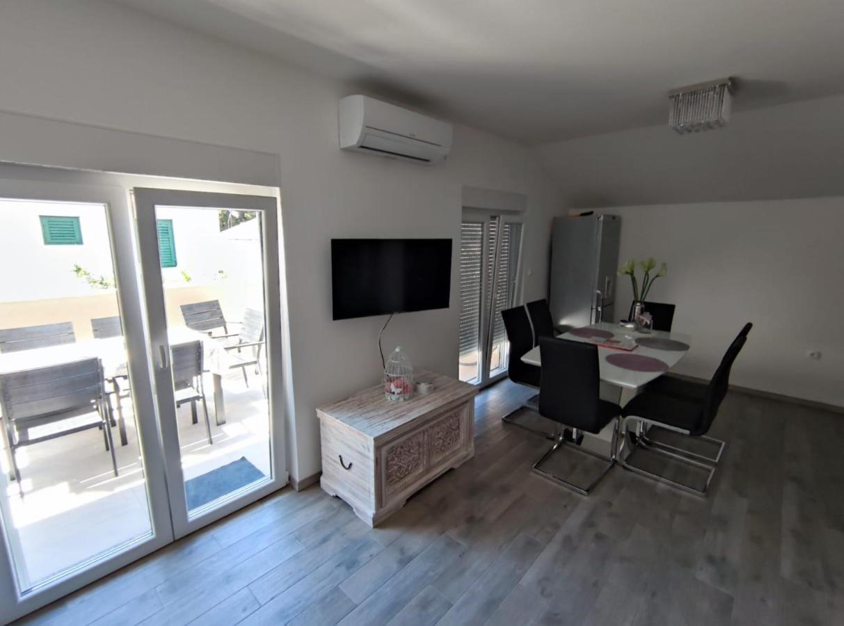 Apartmani Vuckovic Водице Екстериор снимка